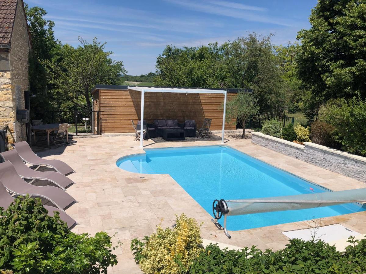 Le Rouge & Blanc Bed & Breakfast Saint-Maurice-le-Vieil ภายนอก รูปภาพ