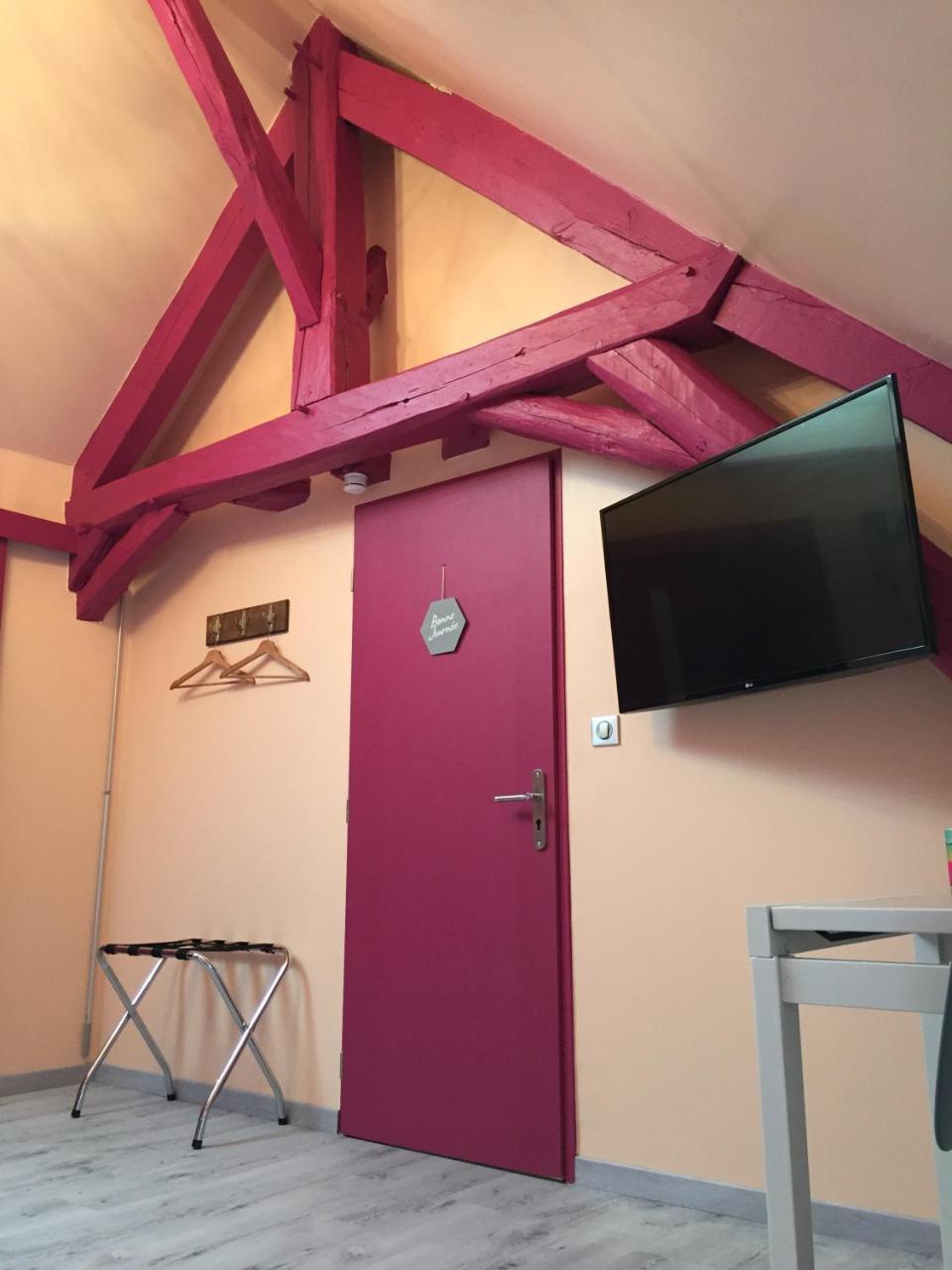 Le Rouge & Blanc Bed & Breakfast Saint-Maurice-le-Vieil ภายนอก รูปภาพ