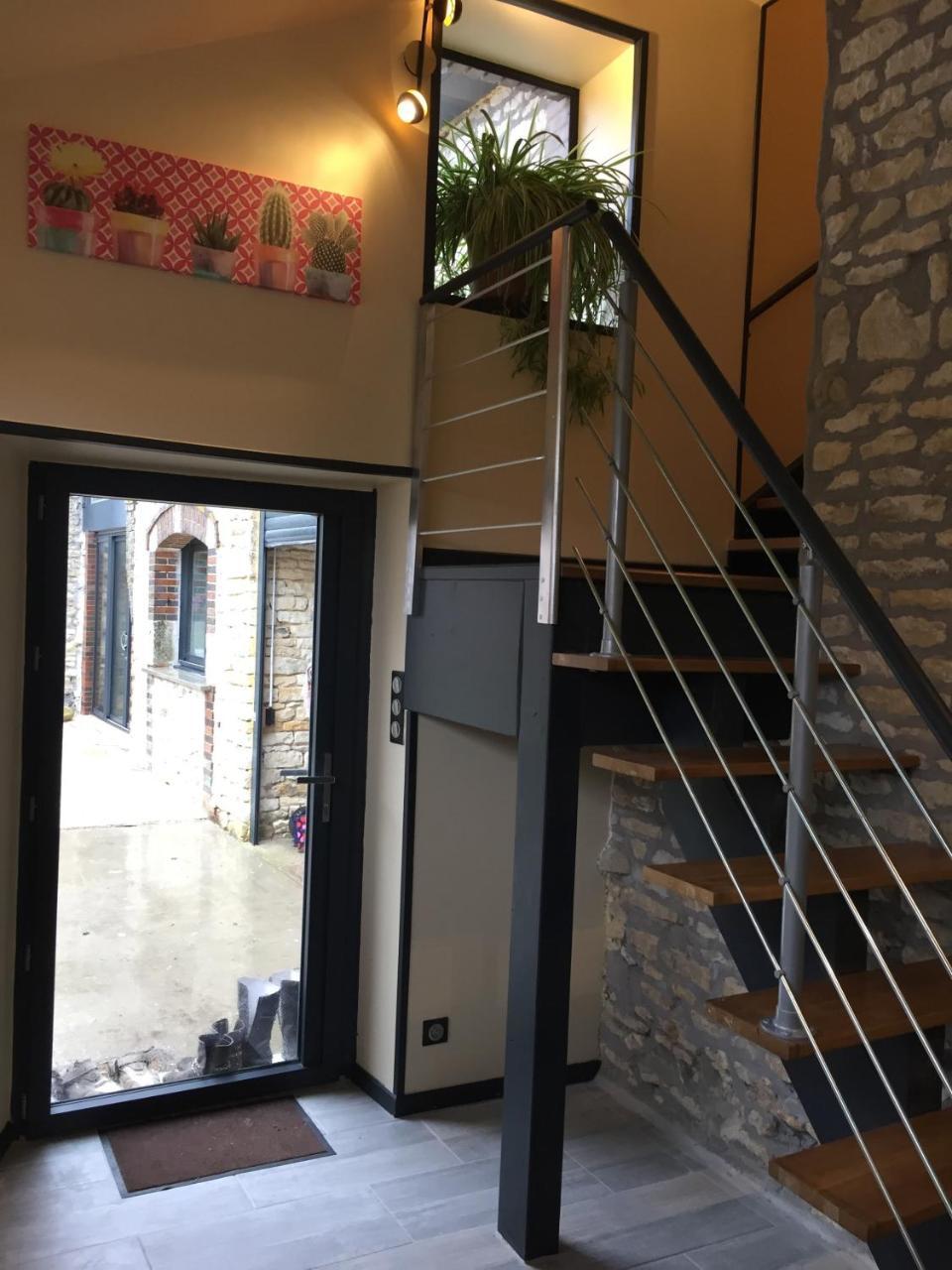 Le Rouge & Blanc Bed & Breakfast Saint-Maurice-le-Vieil ภายนอก รูปภาพ