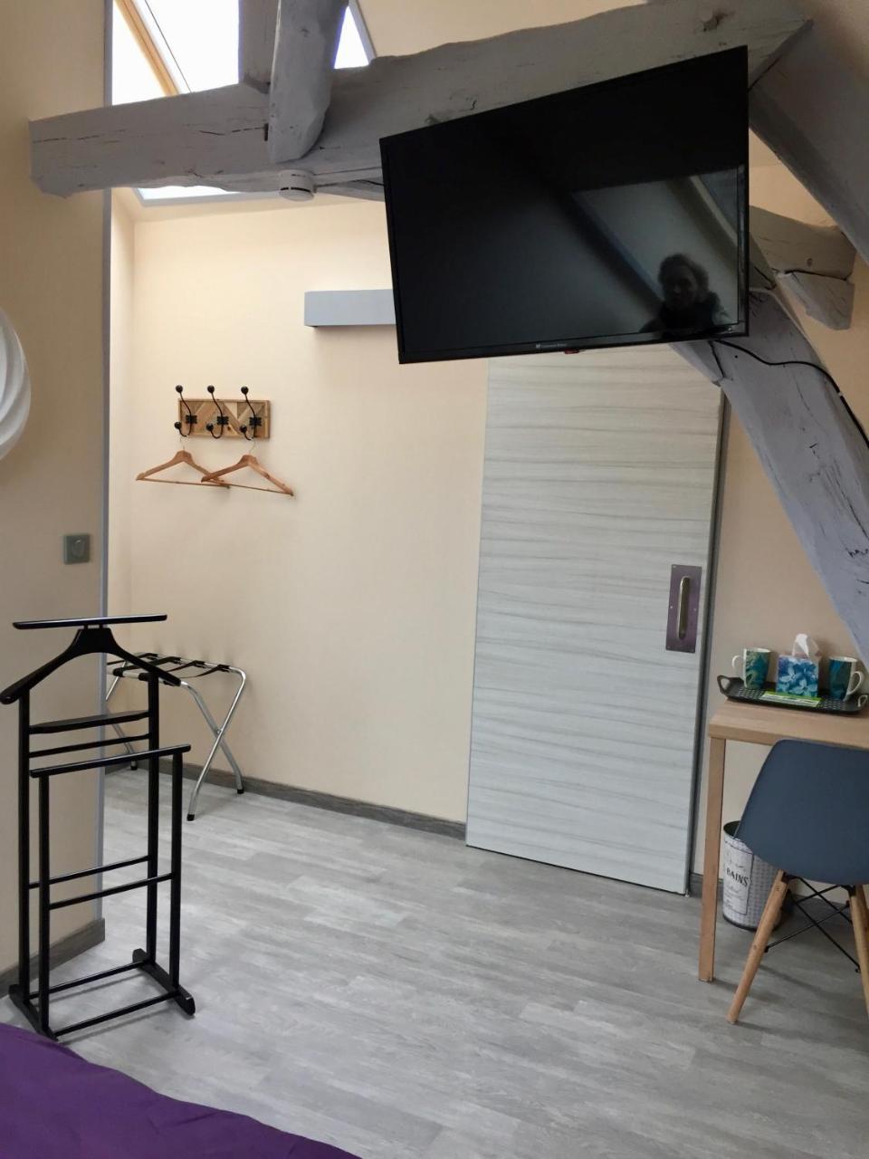 Le Rouge & Blanc Bed & Breakfast Saint-Maurice-le-Vieil ภายนอก รูปภาพ