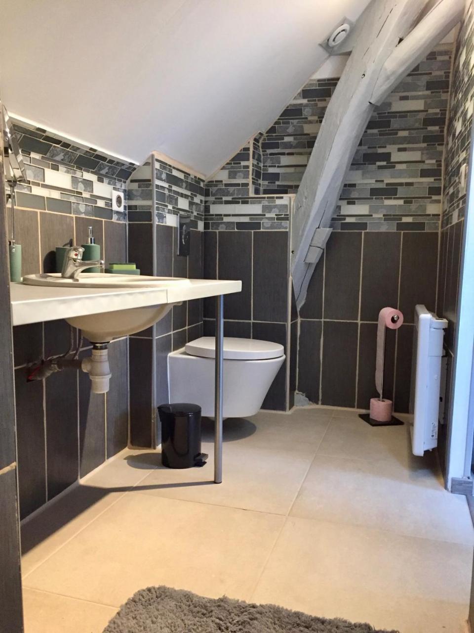 Le Rouge & Blanc Bed & Breakfast Saint-Maurice-le-Vieil ภายนอก รูปภาพ
