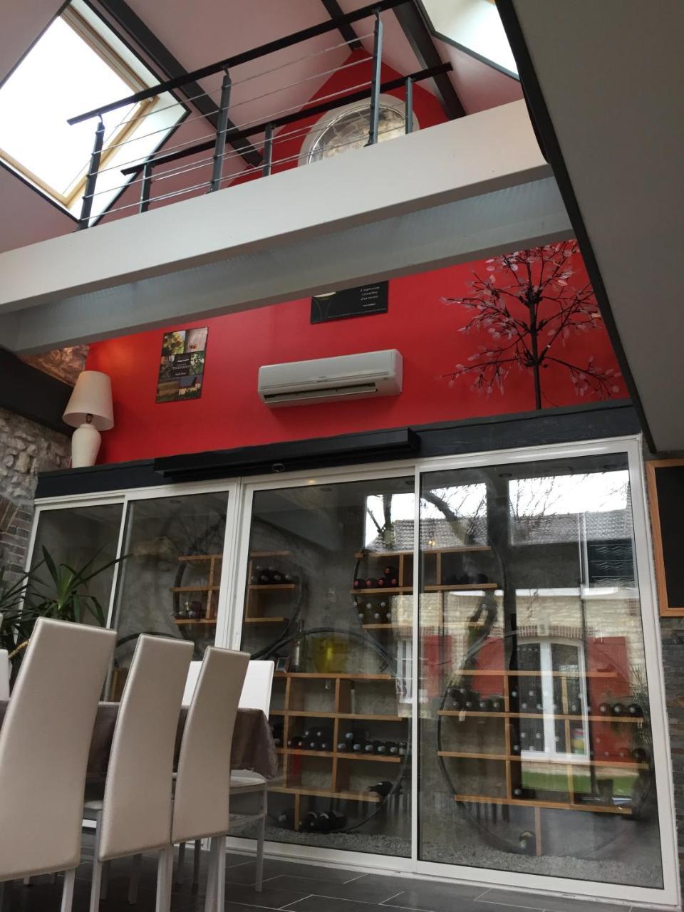Le Rouge & Blanc Bed & Breakfast Saint-Maurice-le-Vieil ภายนอก รูปภาพ