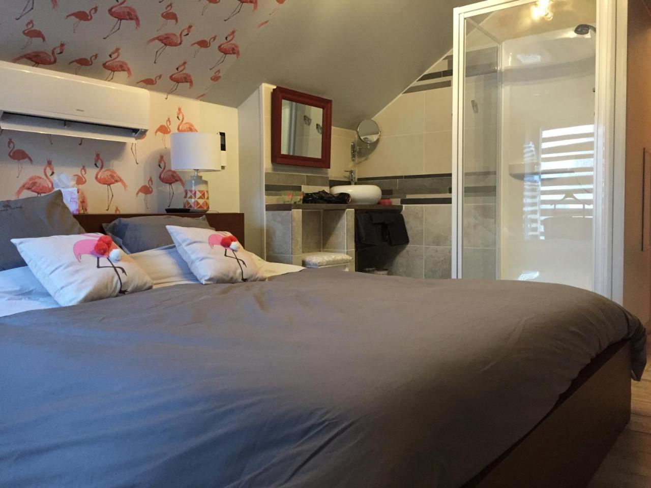 Le Rouge & Blanc Bed & Breakfast Saint-Maurice-le-Vieil ภายนอก รูปภาพ